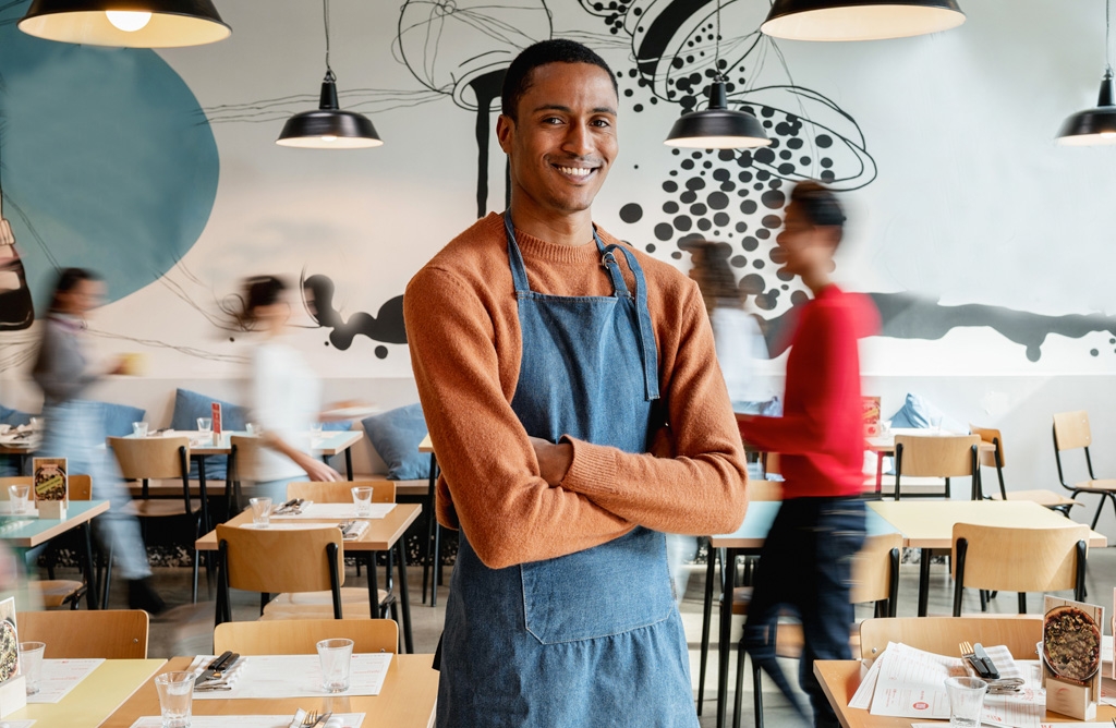 Learn about 3 effectives ways to build employee loyalty among your restaurant and service teams